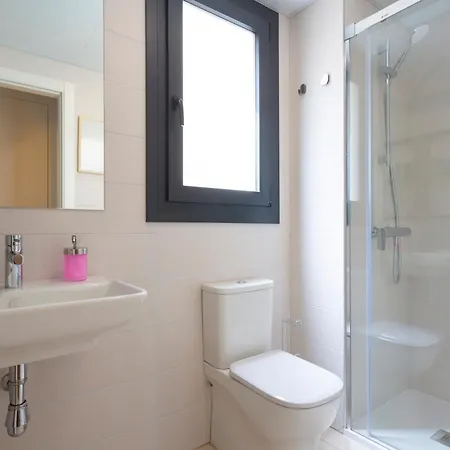 Apartamento Con Vistas En Paseo De Reding By Rent Me * Malaga