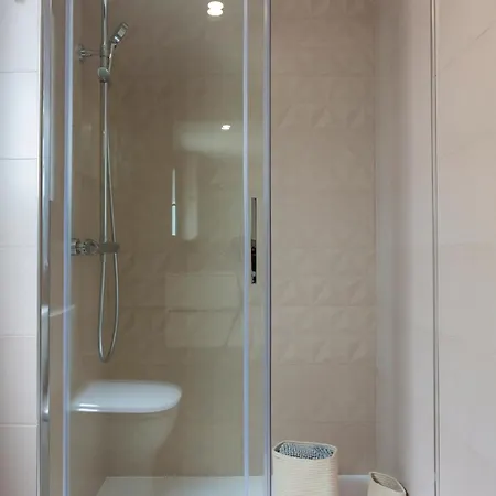 Apartamento Con Vistas En Paseo De Reding By Rent Me * Malaga