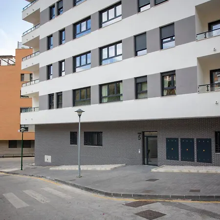 Apartamento Con Vistas En Paseo De Reding By Rent Me