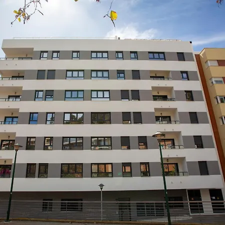 Apartment Apartamento Con Vistas En Paseo De Reding By Rent Me
