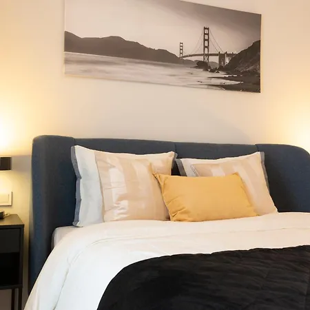 Apartamento Con Vistas En Paseo De Reding By Rent Me