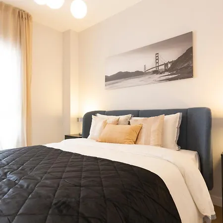 Apartamento Con Vistas En Paseo De Reding By Rent Me * Malaga